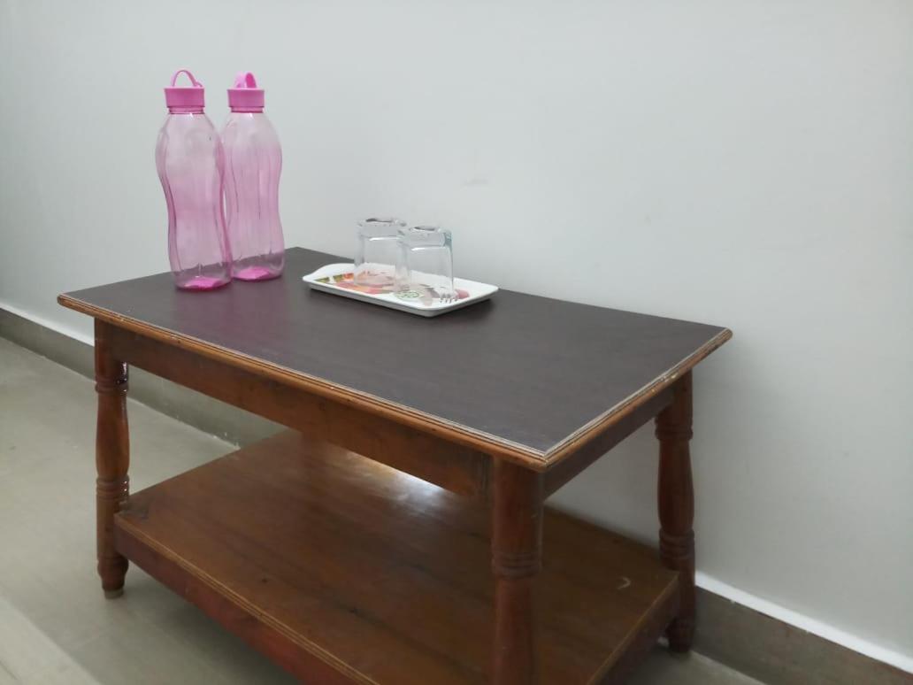 מלון טירופאטי Sri Kousthubham Residency מראה חיצוני תמונה